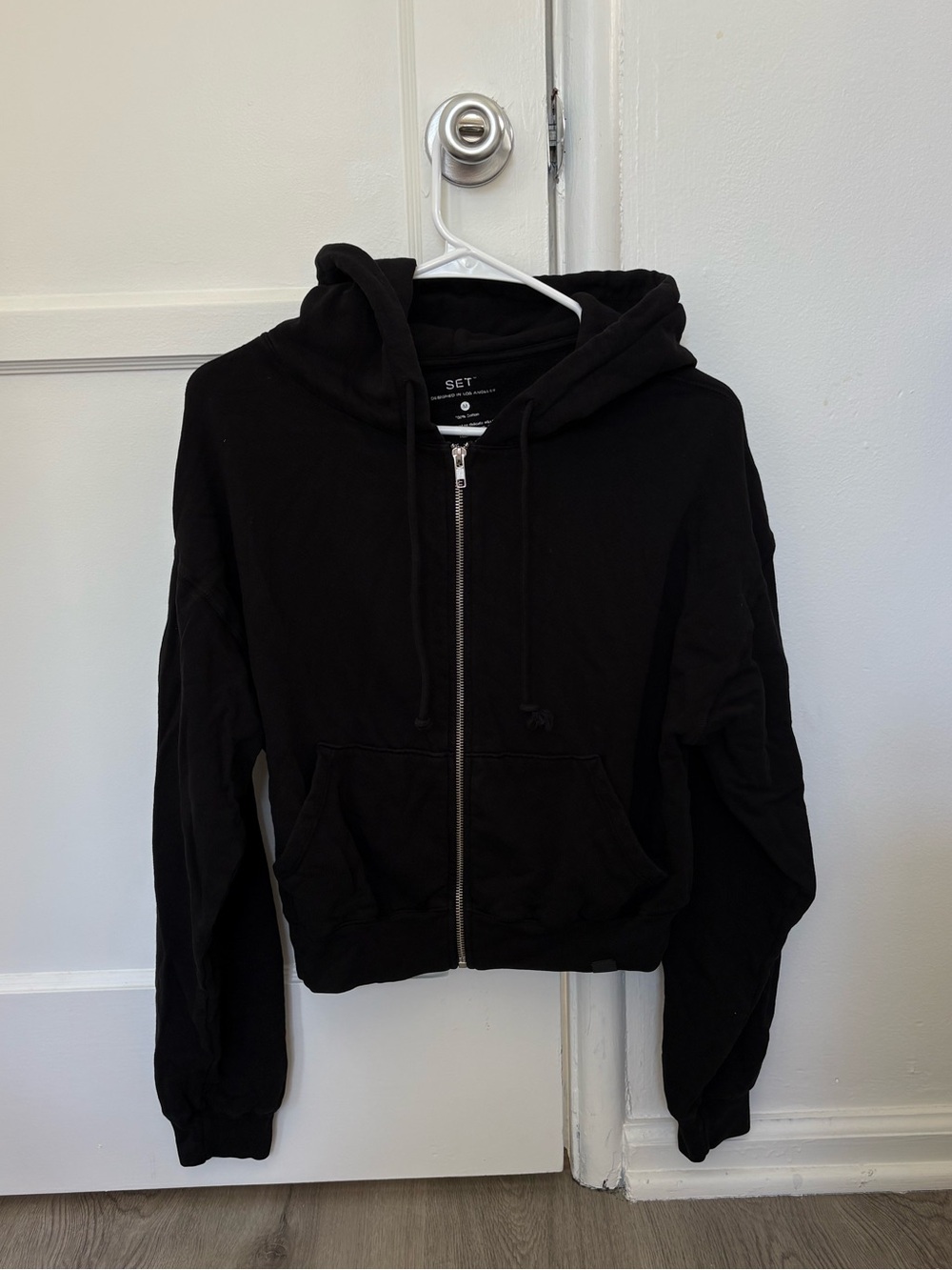 Set Active Black Zip Up Cropped Hoodie